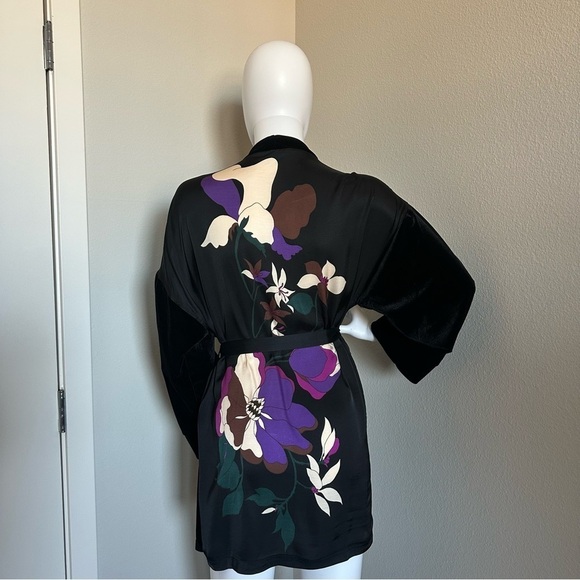 Intimissimi black the game of seduction velvet kimono - Picture 4 of 11